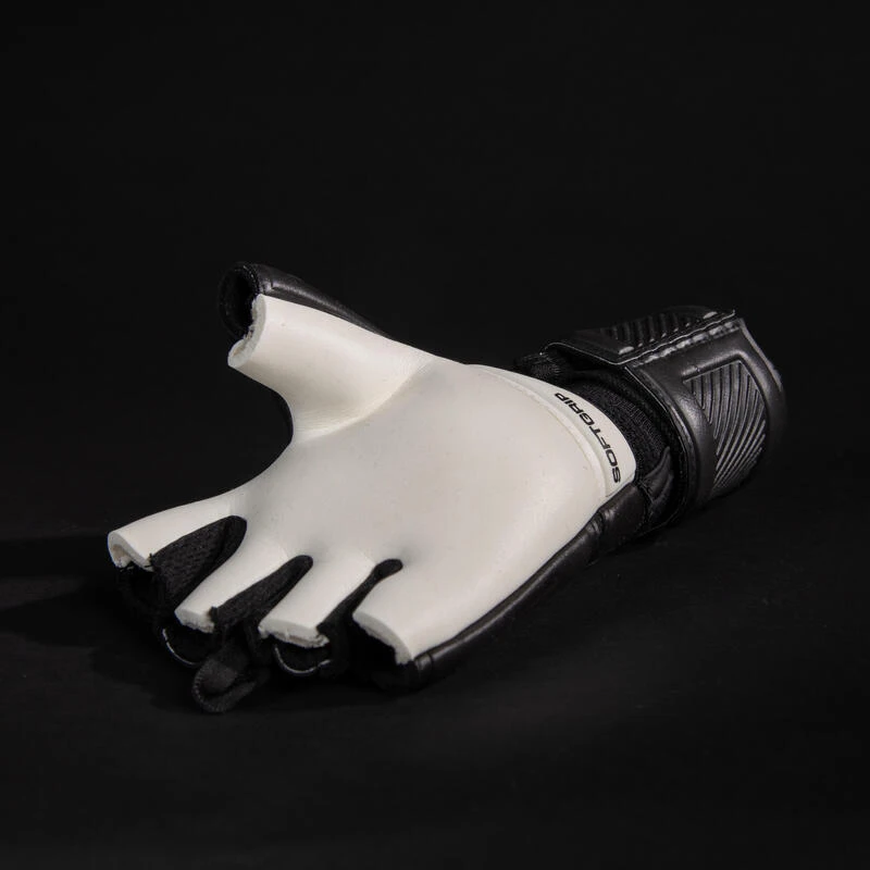 Kipsta Goalkeeper Mitts 18 Kipsta Goalkeeper Mitts - Image 16