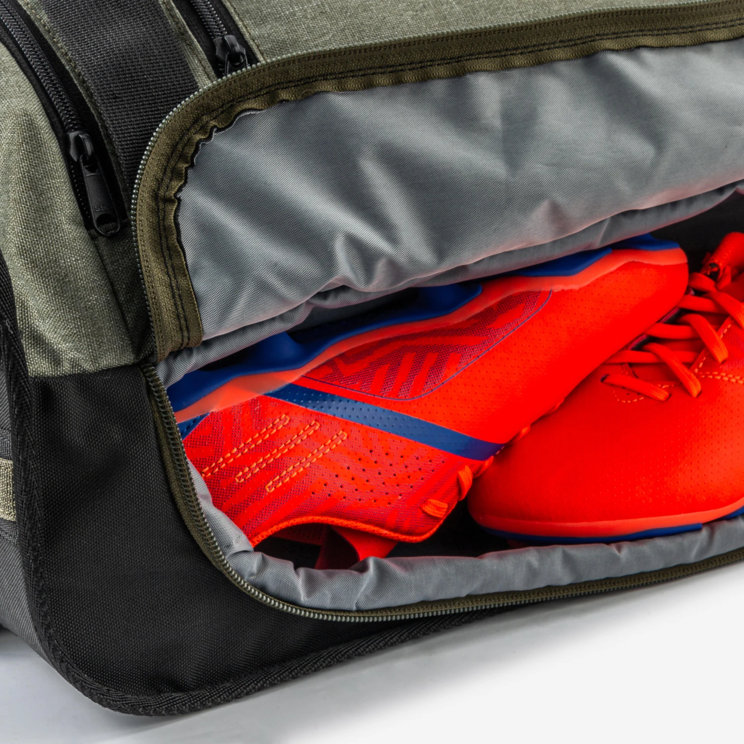 Kipsta 30L Suitcase Essential 11 Kipsta 30L Suitcase Essential - Image 9