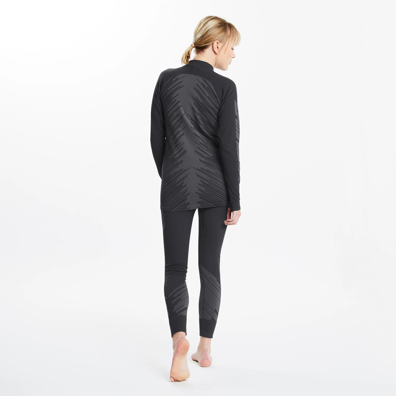 Kipsta Adult Base Layer Top Keepwarm 900 12 Kipsta Adult Base Layer Top Keepwarm 900 - Image 10