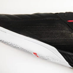 Kipsta Futsal Shoes Ginka Pro -Decathlon kf174c9799300ef74744babe09cbad839