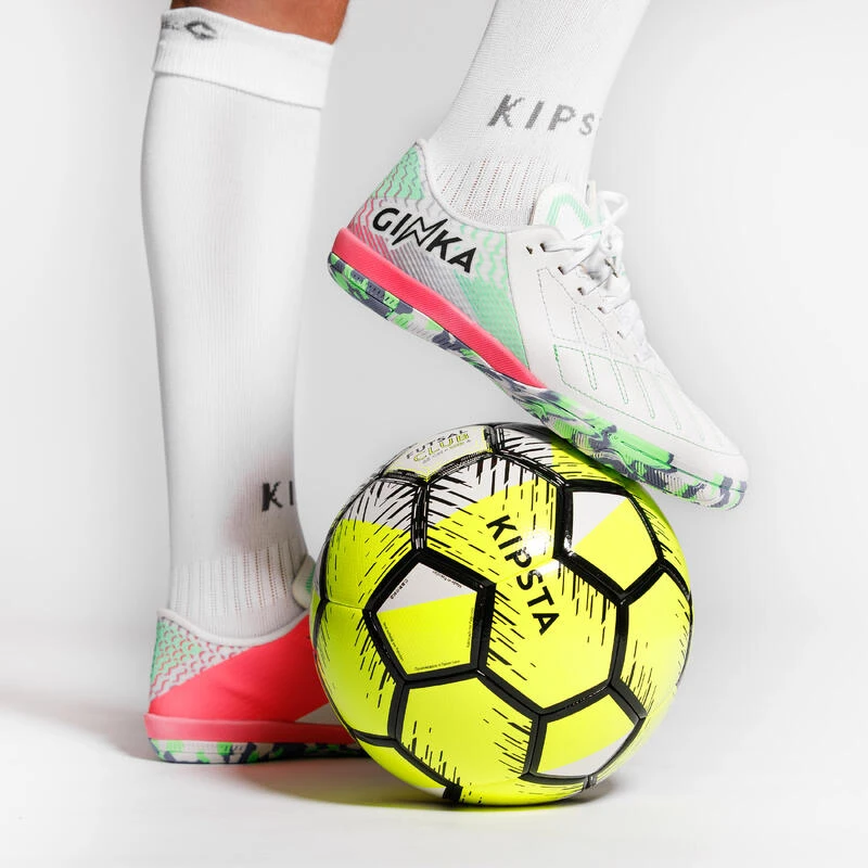 Kipsta Kids' Futsal Ginka Pro Shoes - Candy 5 Kipsta Kids' Futsal Ginka Pro Shoes - Candy - Image 3